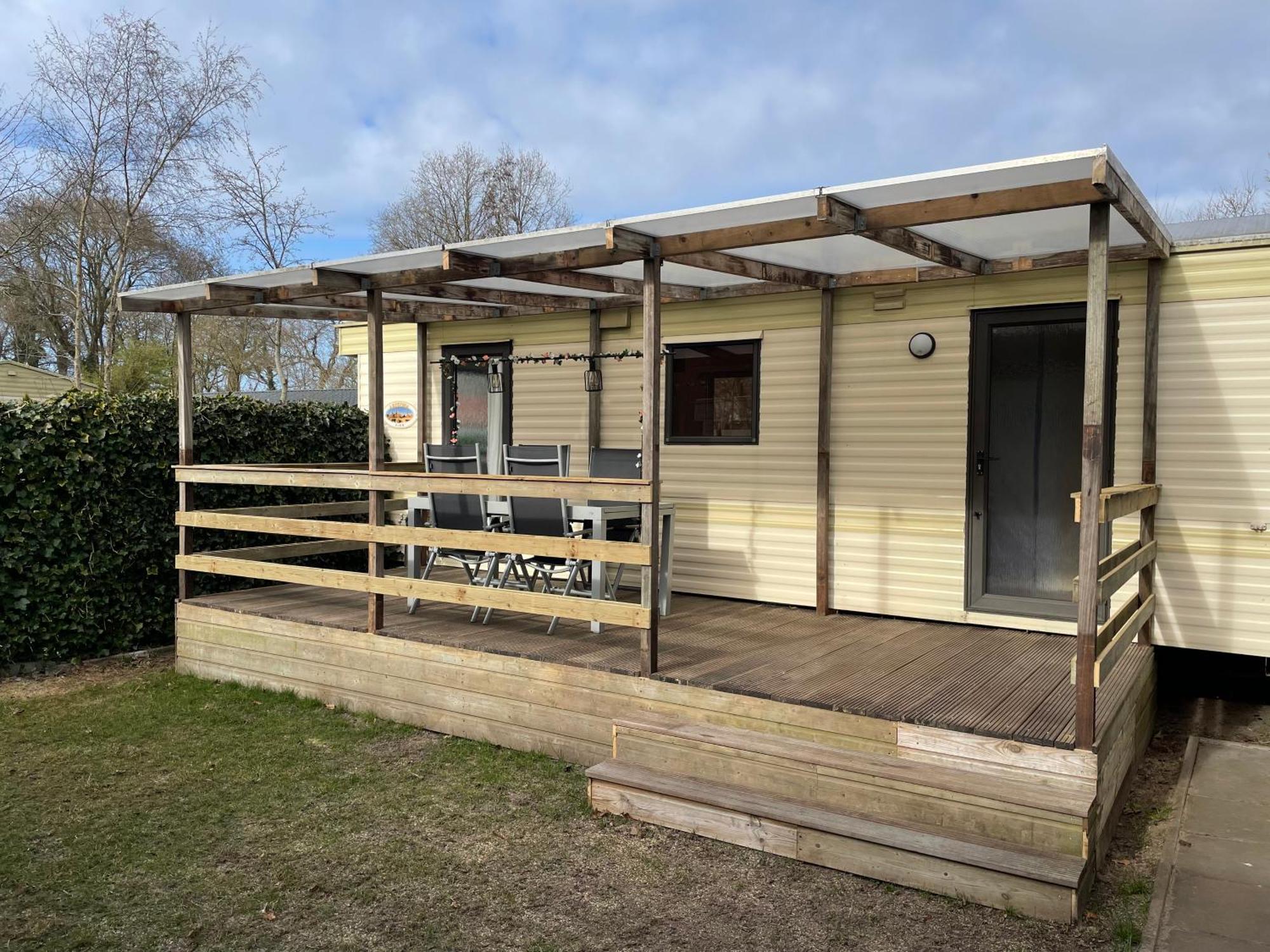 Chalet Buitengewoon Rijs Esterno foto